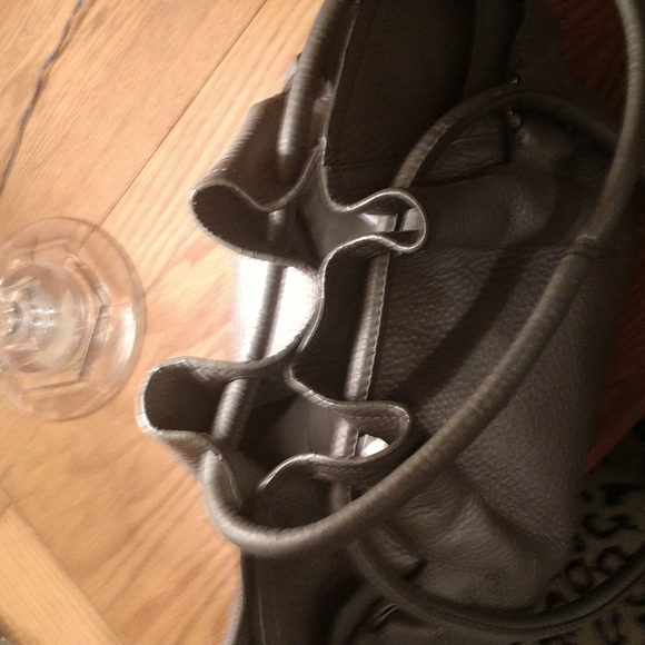 Cole Hahn Purse w/ $99 purchase - Picture 3 of 9